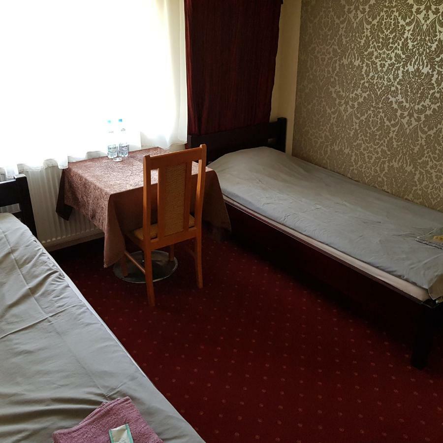 Kamionki Bed and Breakfast Sosnowiec Esterno foto